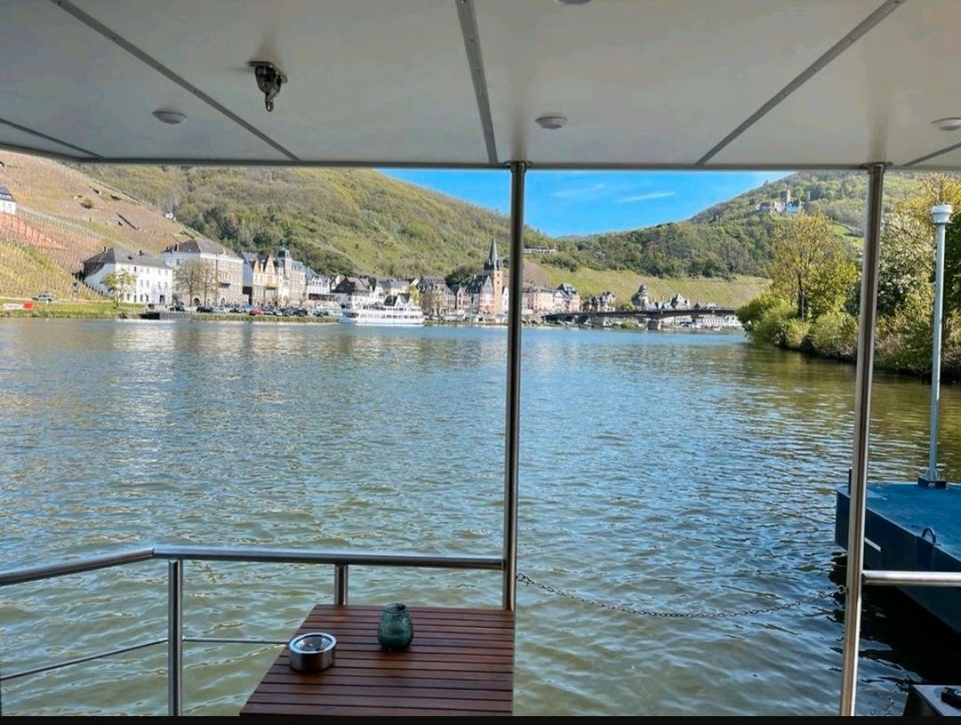 Hausboot - Aussicht auf die Mosel