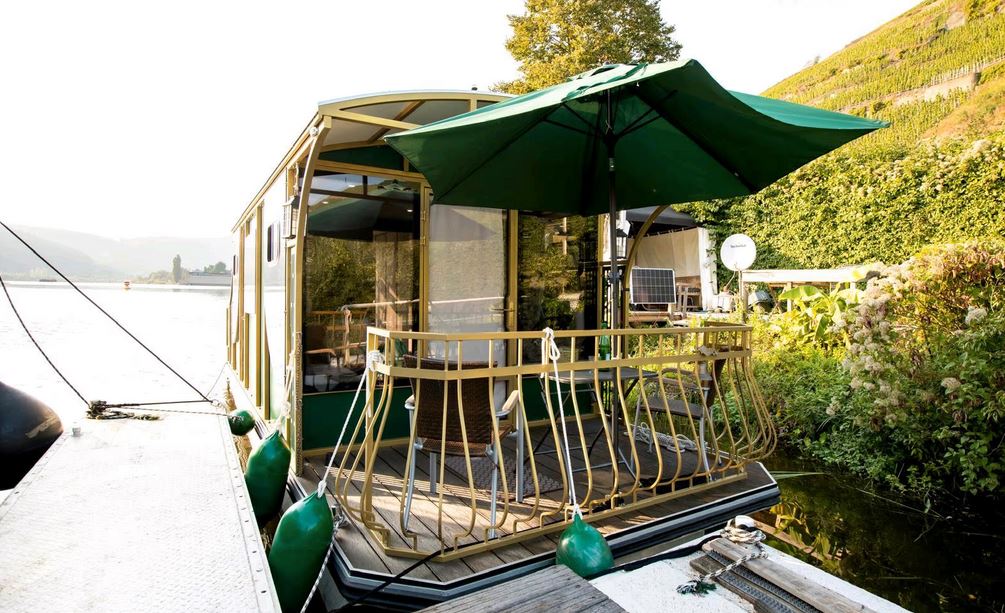 Hausboot im Vintage-Look - hintere Terrasse
