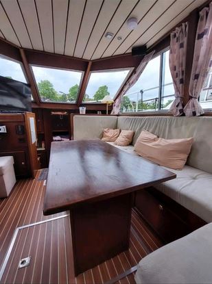 Motoryacht Dollart 1050 bei Mosel-Yachting - Innenansicht Salon