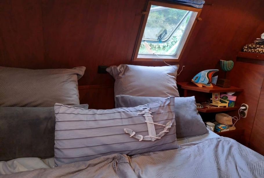 Motoryacht Dollart 1050 bei Mosel-Yachting - Innenansicht Schlafraum 1