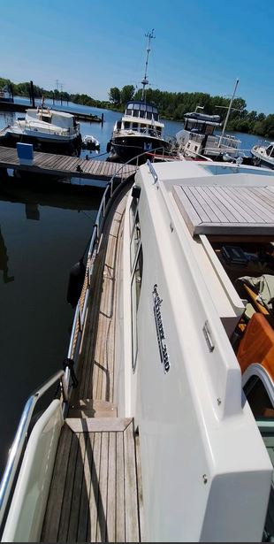 Linssen Grand Sturdy 380 AC bei Mosel-Yachting - Ansicht Gangboard