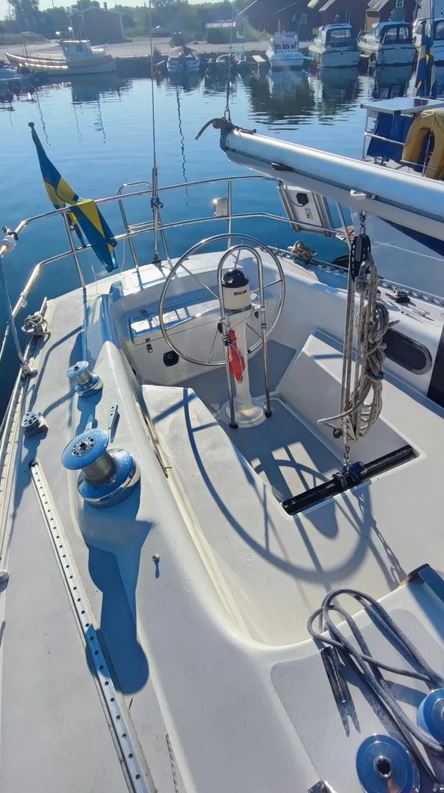 Sweden Yacht bei Mosel Yachting - Ansicht Richtung Heck