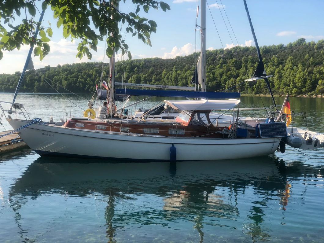 Segelyacht Vindoe 50SL mit Hardtop von 1974 bei Mosel Yachting - Außenansicht