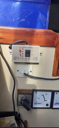 Solider Motoryachtklassiker bei Mosel-Yachting - Ansicht Detail zur Technik