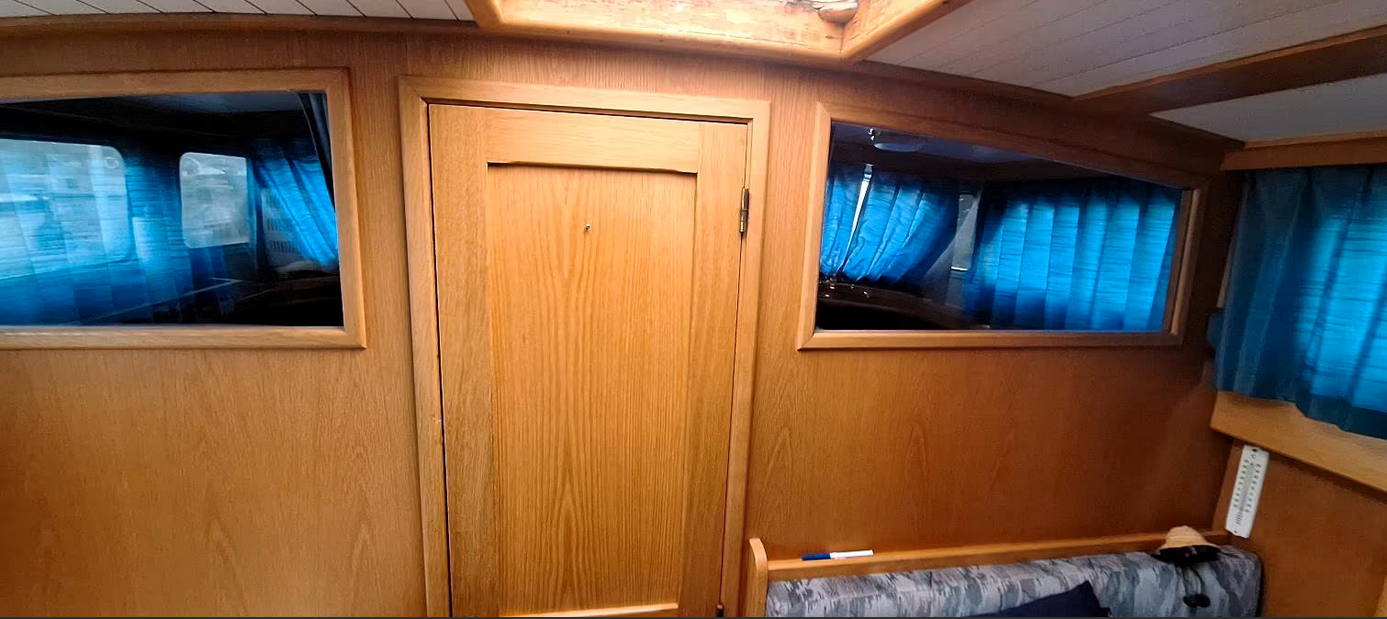 Gruno Motoryacht bei Mosel Yachting - Blick ins Bootsinnere