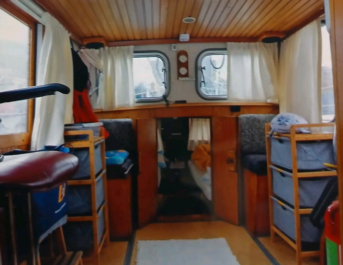 Motoryacht Rio Kruiser - Blick ins Bootsinnere