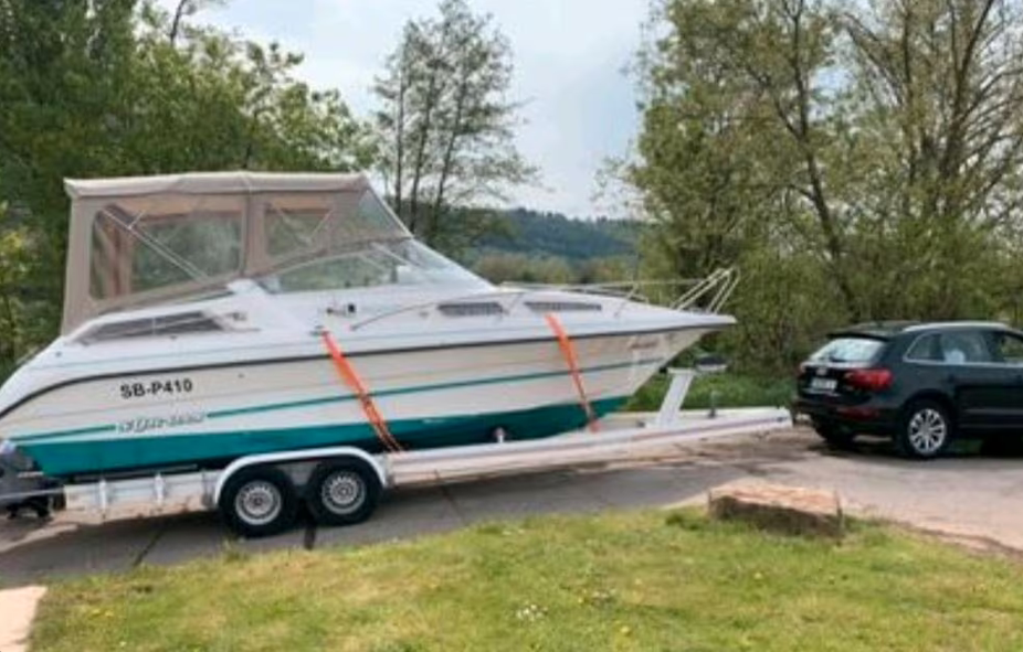 Motoryacht Nordan 7800 - hier auf dem Aluminium Trailer
